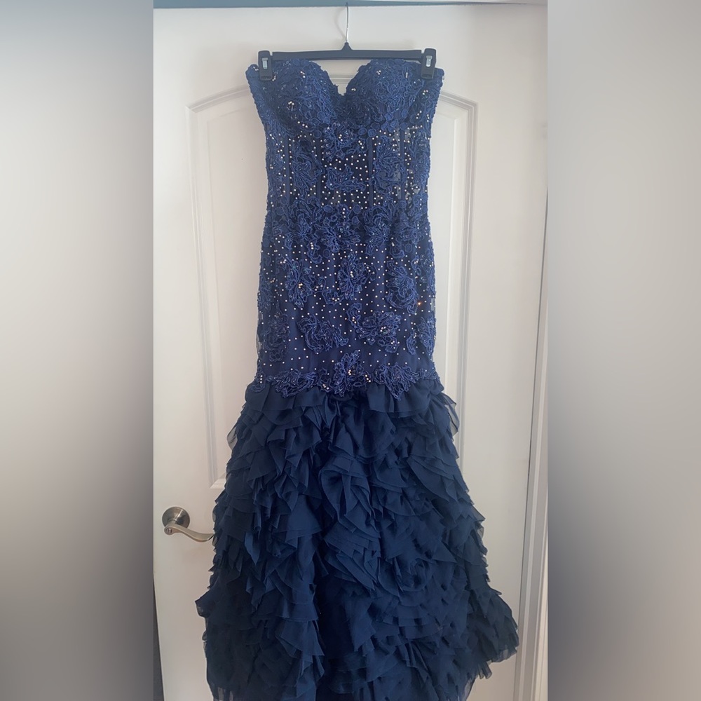 Size 6 Navy Blue Prom Dress